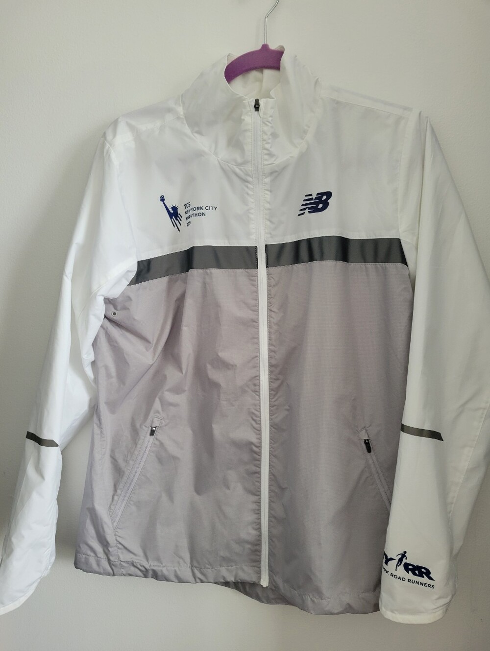 New Balance TCS New York City Marathon 2019 women's windbreaker jacket white - L
